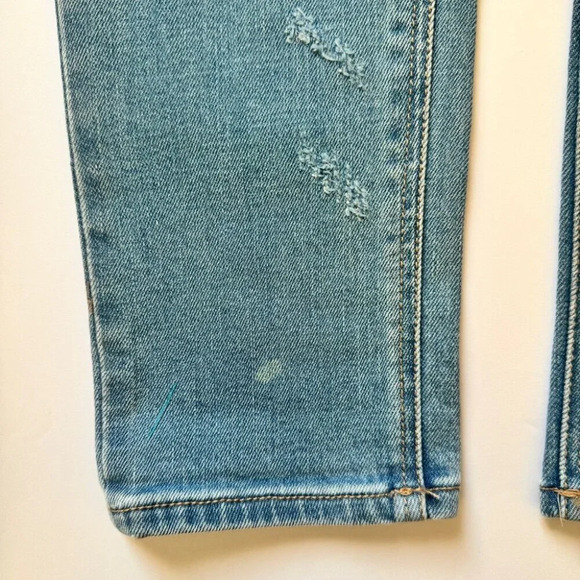 KanCan  Luxanna Mid Rise Slim Boyfriend Jeans Light Blue Wash Distressed Sz 24 - Picture 12 of 15